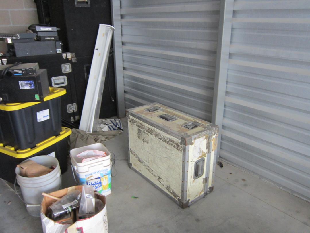 Storage Unit Auction in McCook, IL at Safeguard Self Storage McCook